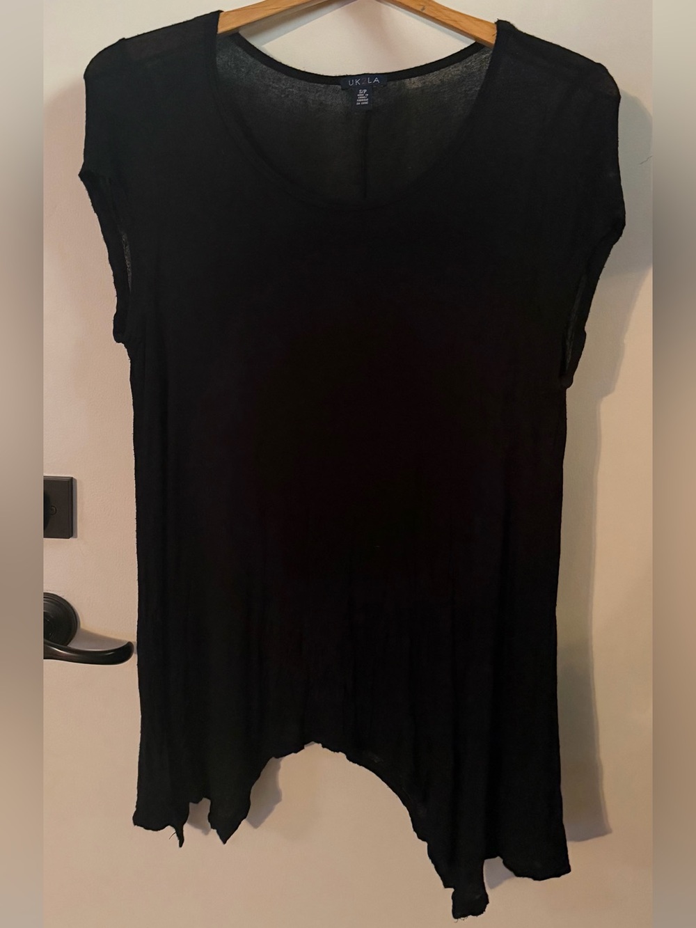 Scoop Neck Cap Sleeve Stretchy and Sheer Women's Top